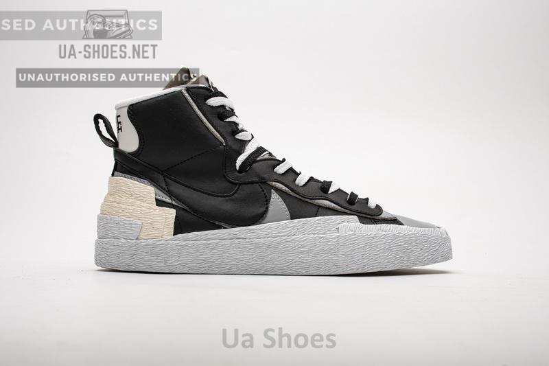 BV0072-002 Sacai x Nike Blazer Mid Black Grey - Image 4