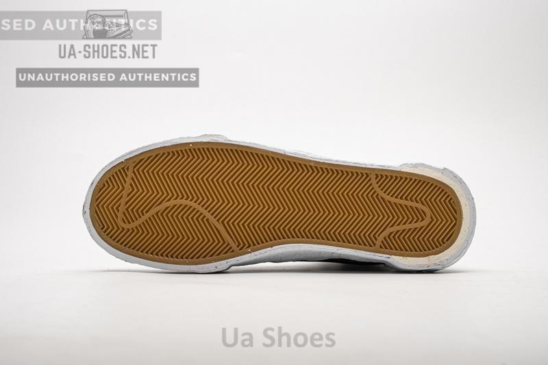 BV0072-002 Sacai x Nike Blazer Mid Black Grey - Image 6