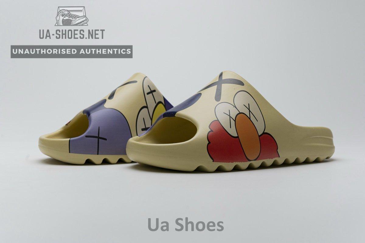 FW6344 adidas Yeezy Slide - Image 4