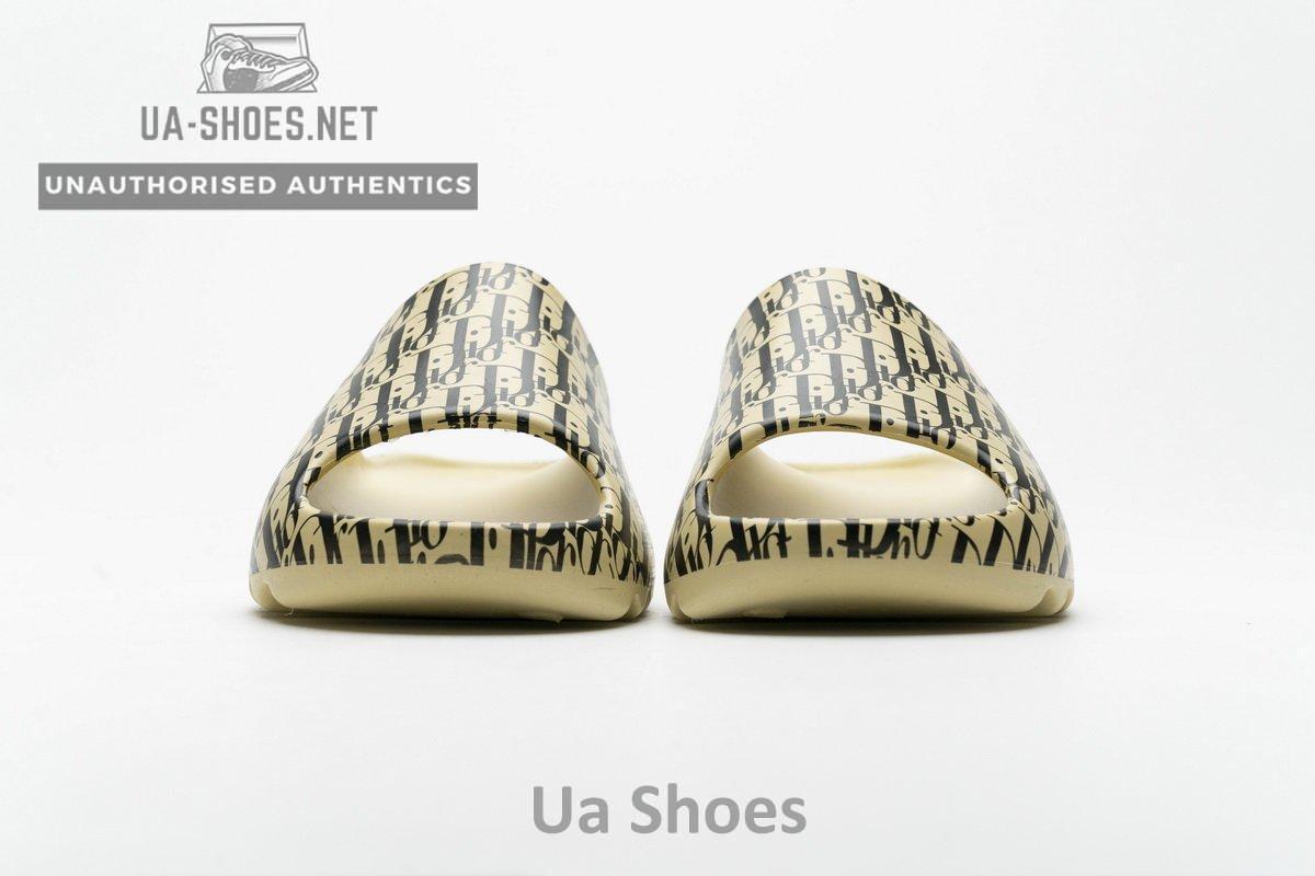 FW6344-5 adidas Yeezy Slide - Image 4