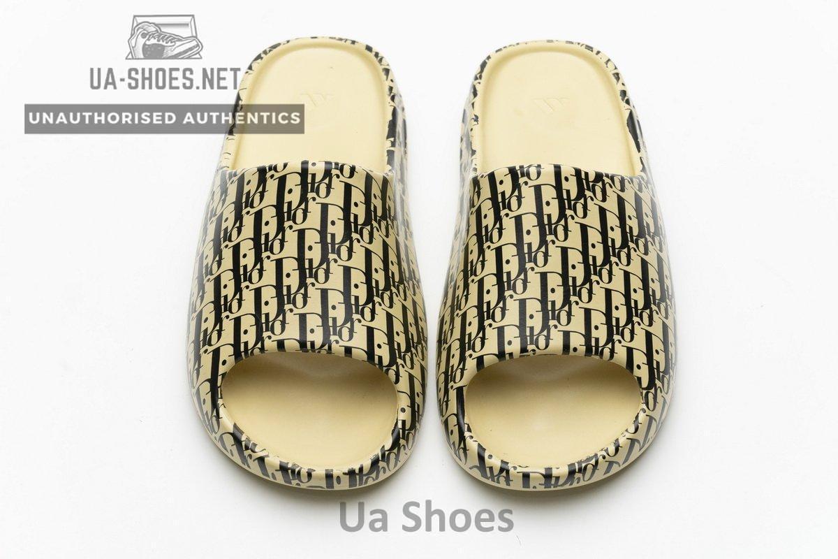 FW6344-5 adidas Yeezy Slide - Image 5