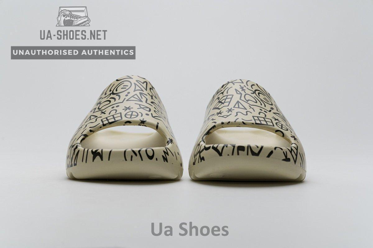 FW6345 adidas Yeezy Slide “Graffiti” - Image 4