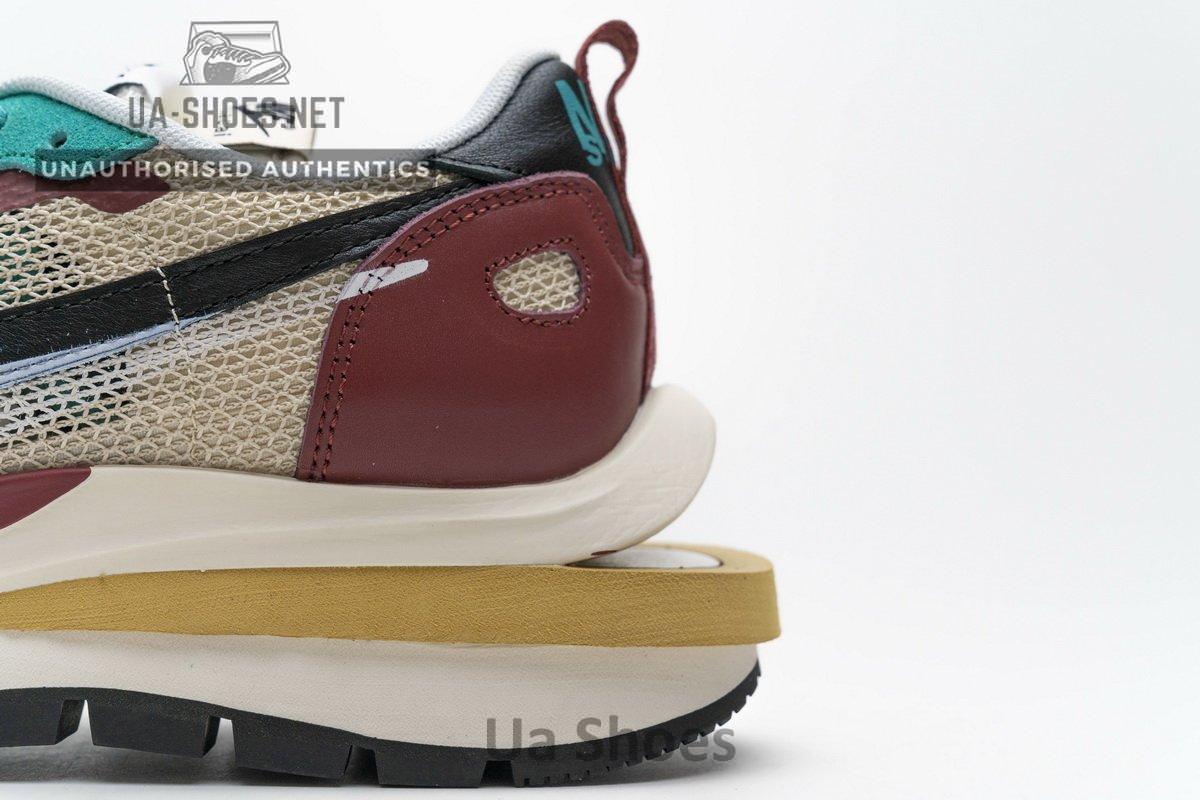 CI9928-301 Sacai x Nike Pegasua Vaporfly Villain Red Yellow Green - Image 17