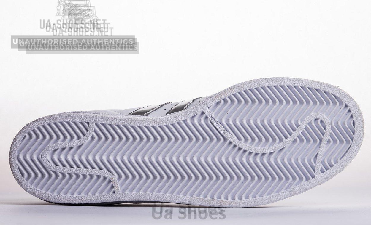 Superstar Shoes Footwear White/Silver Metallic/Core Black - Image 7