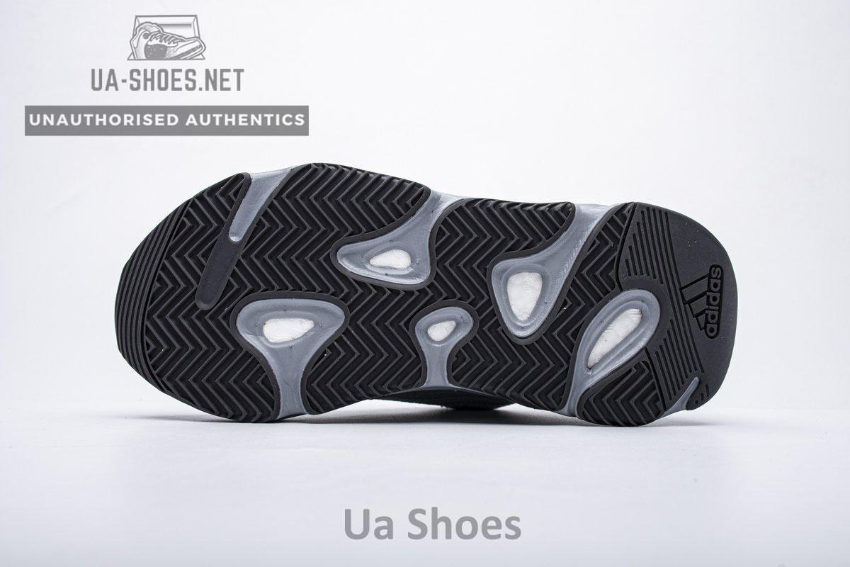 FV8424 adidas Yeezy Boost 700 V2 “Hospital Blue”Basf Boost - Image 7