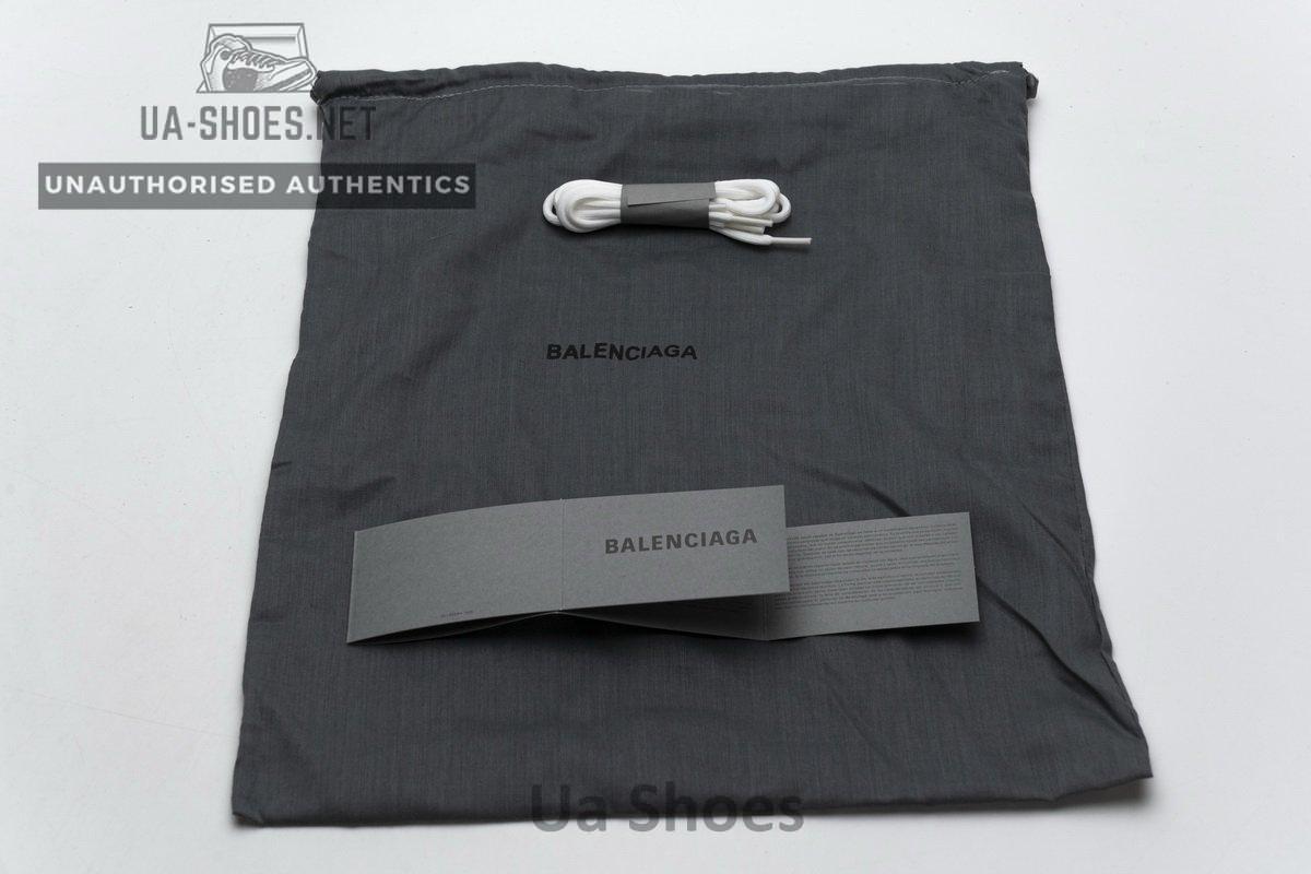 0625 W09O1 Balenciaga Triple S Milk White Black - Image 12