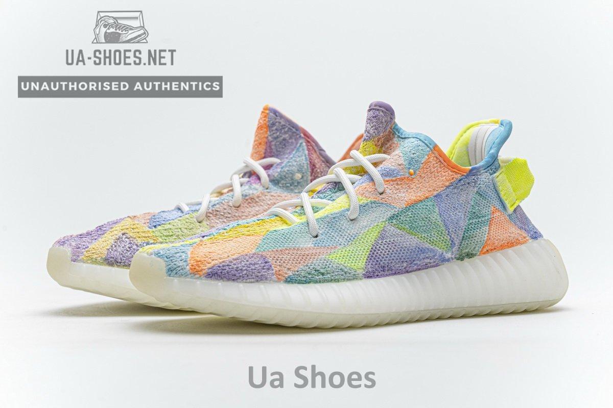 Gradient Geometry x Yeezy Boost 350 V2 - Image 6