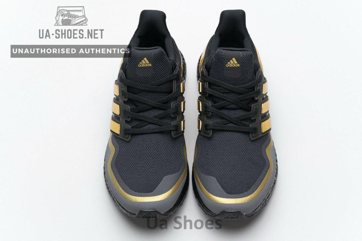 EG8102 adidas Ultra Boost Black Gold - Image 4