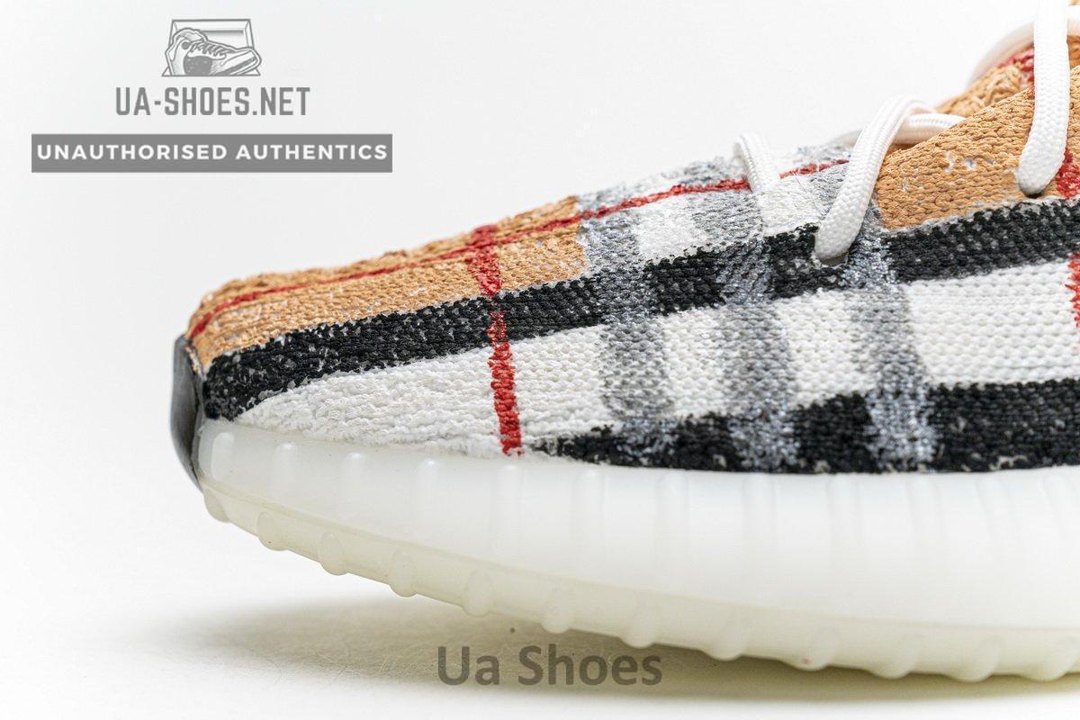 Burberry x Yeezy Boost 350 V2 - Image 9