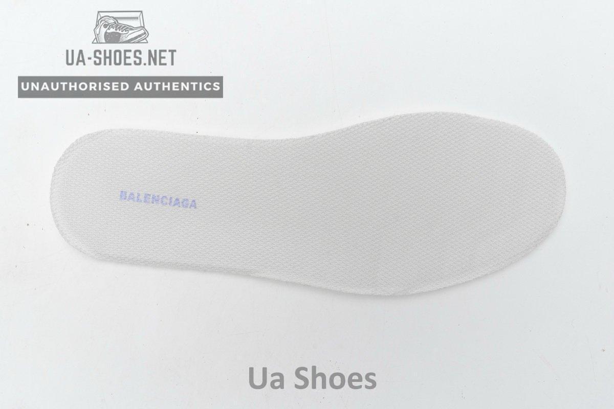 568615 W2GN3 9045 Blenciaga Track 2 Sneaker White Light Blue - Image 12