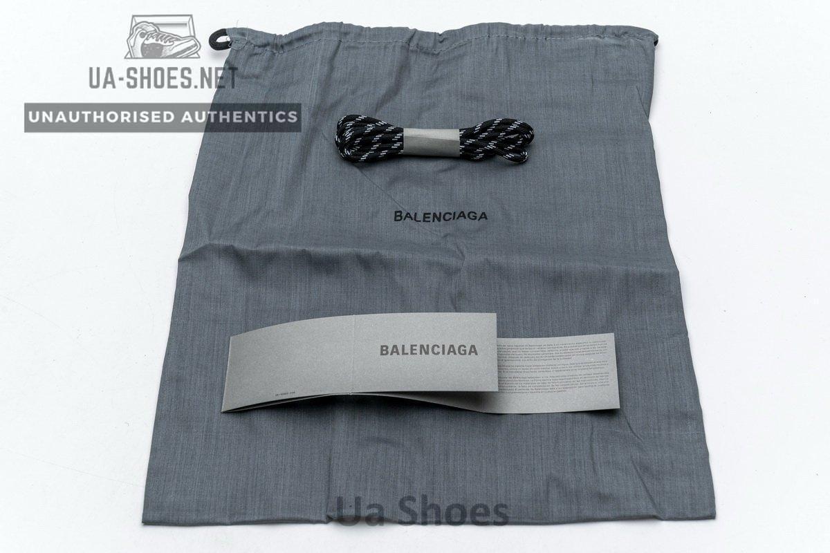 544351 W09O1 0829 Balenciaga Triple S Black Plum Red - Image 12