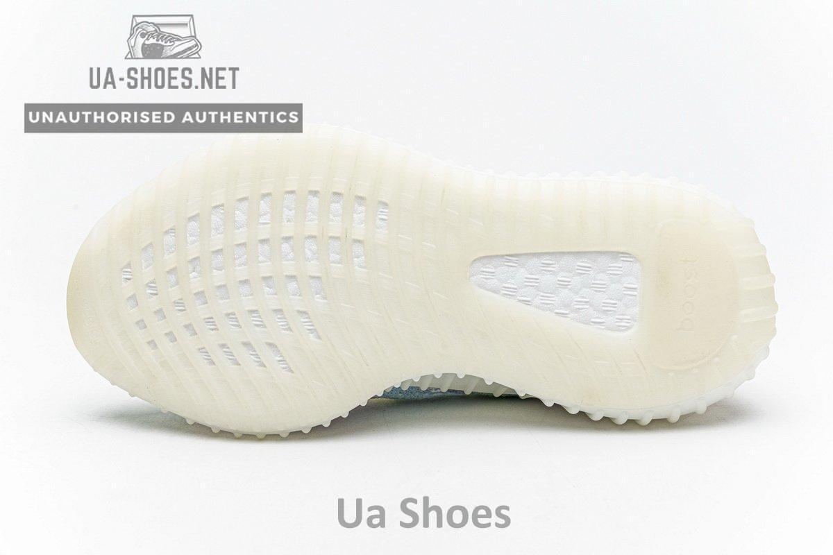 Gradient Geometry x Yeezy Boost 350 V2 - Image 10