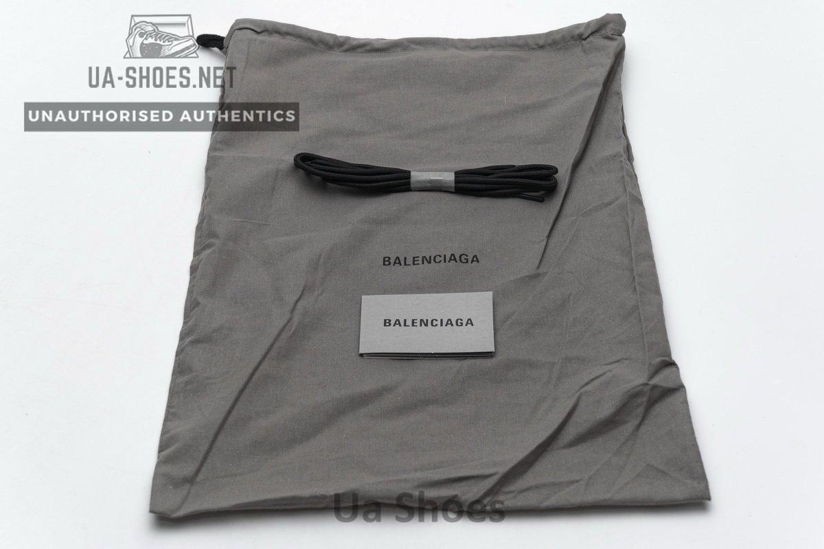 570391 W2GN3 4050 Blenciaga Track 2 Sneaker Blue Pink - Image 11