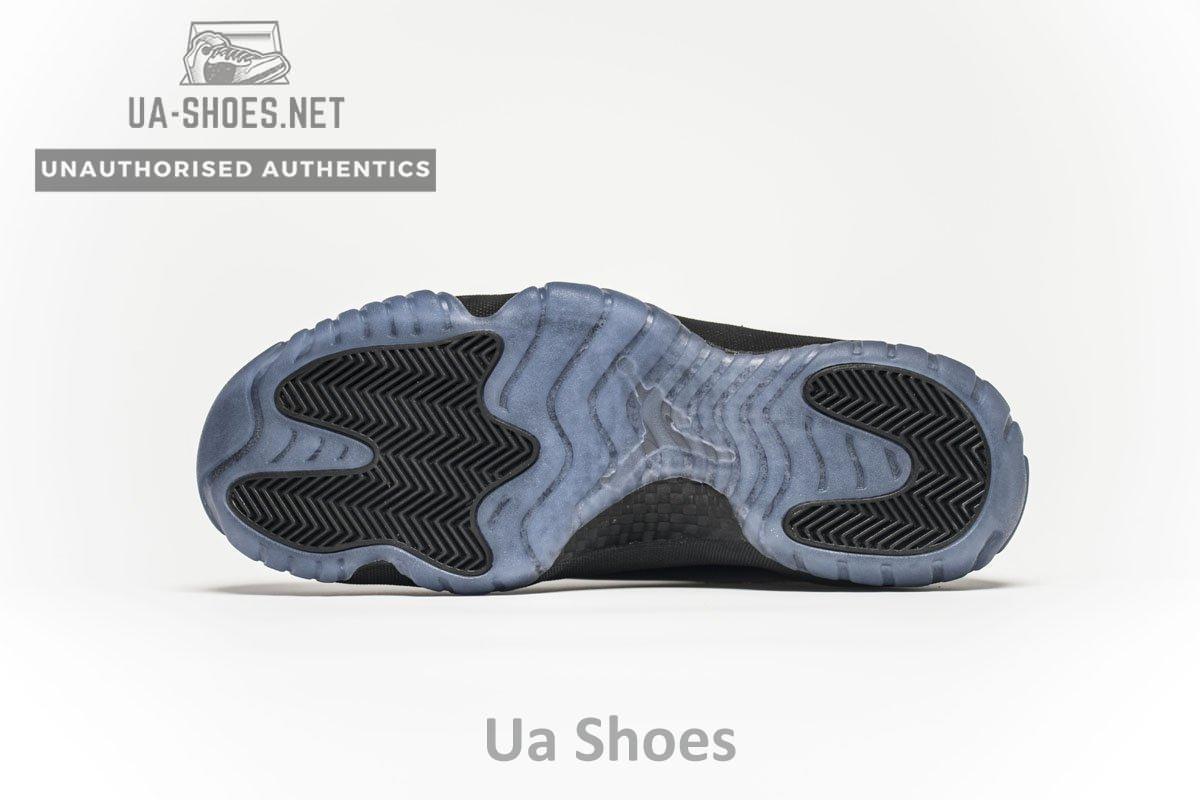 Air Jordan 11 378037-005“Cap and Gown” - Image 5