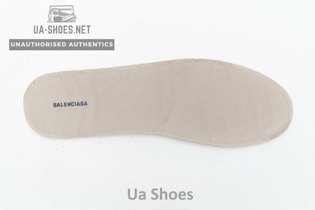 570391 W2GN2 8570 Blenciaga Track 2 Sneaker Beige Blue - Image 11