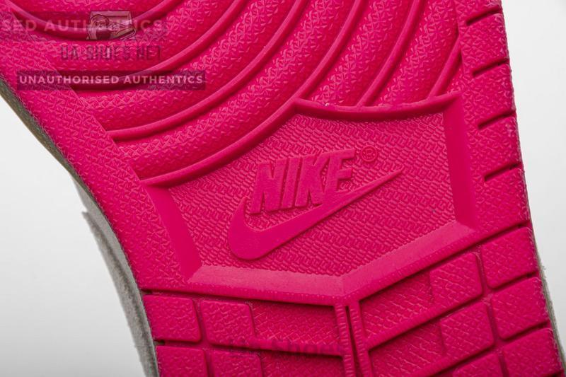 Air Jordan 1 Low Hyper Pink 553558-119 - Image 2
