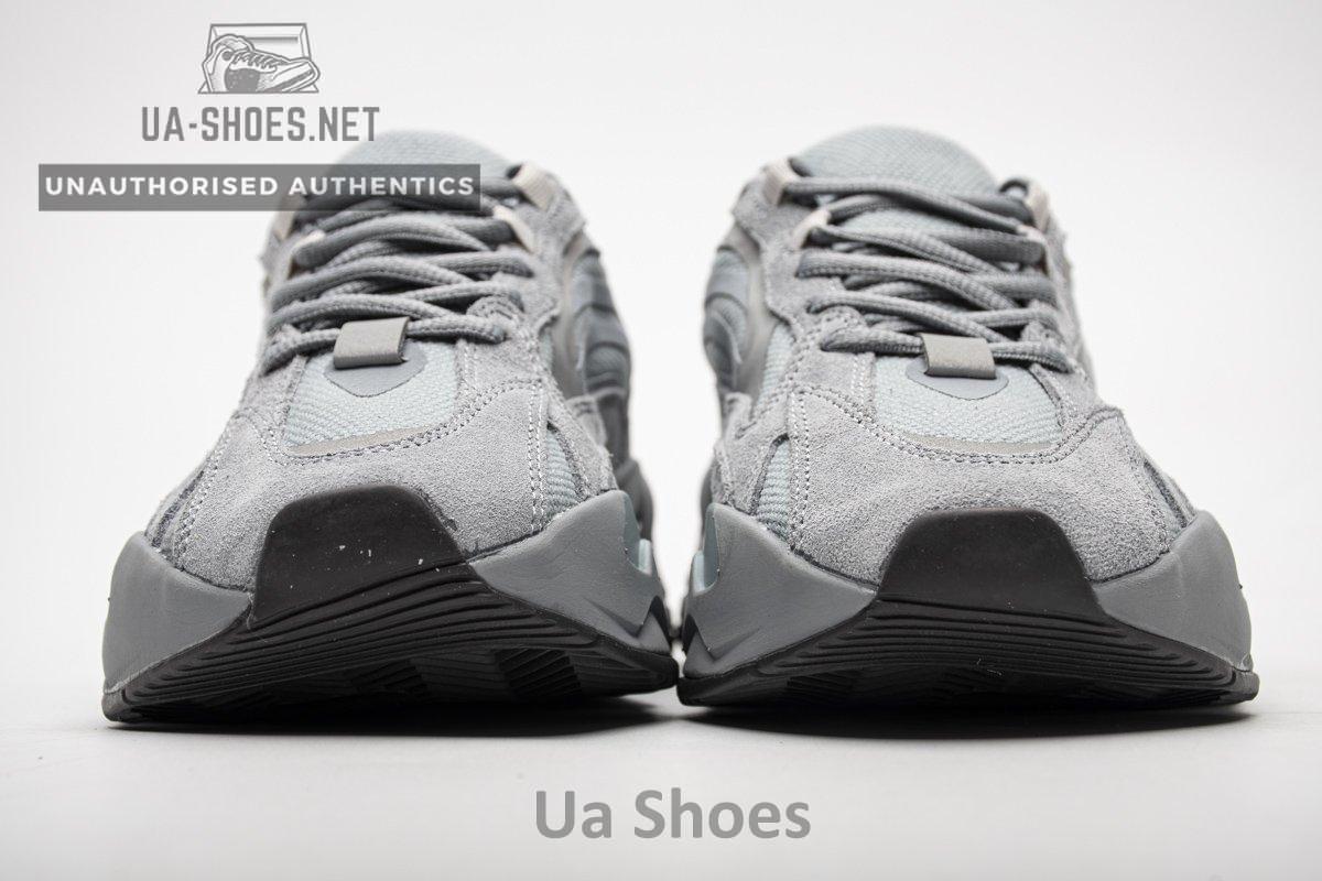 FV8424 adidas Yeezy Boost 700 V2 “Hospital Blue”Real Boost - Image 4