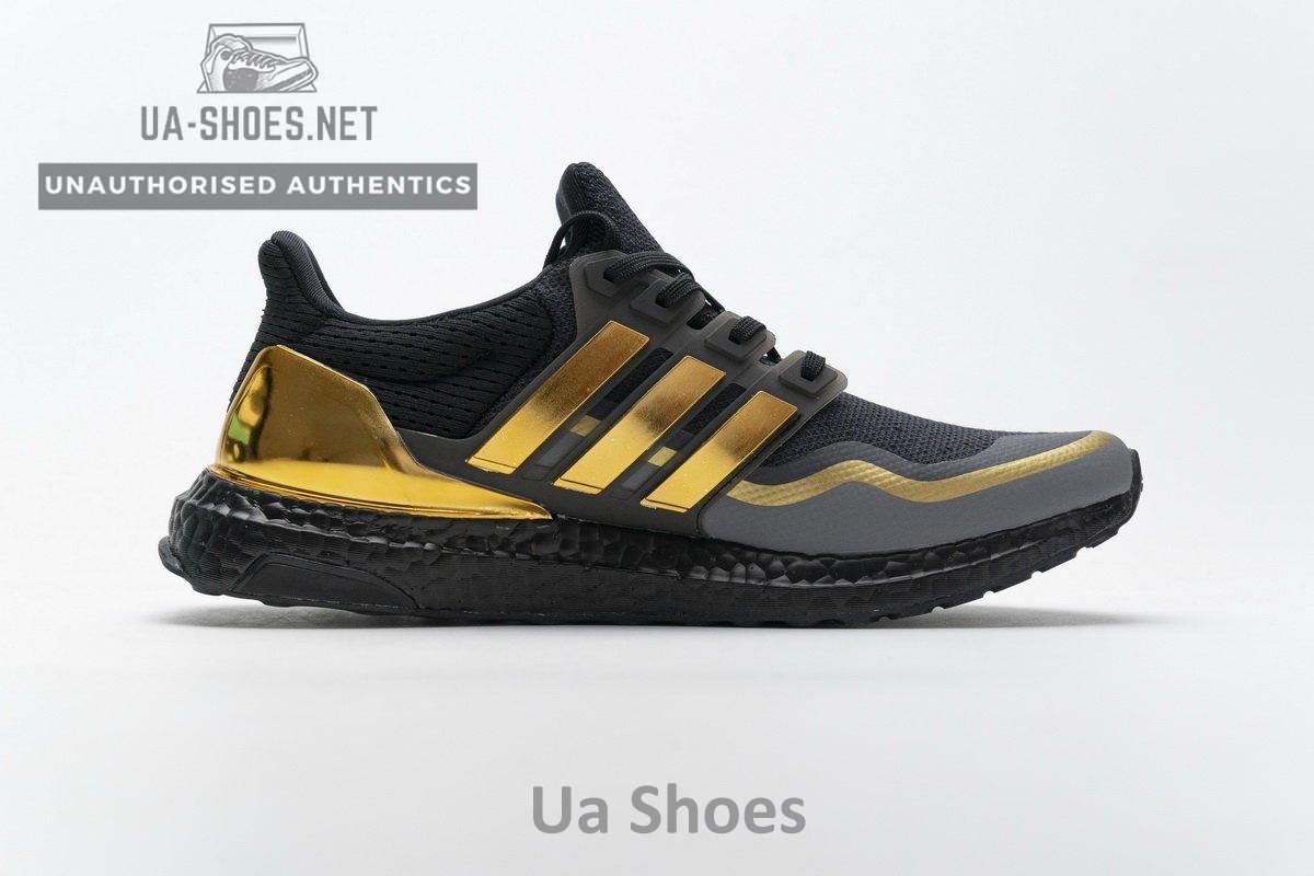 EG8102 adidas Ultra Boost Black Gold - Image 8