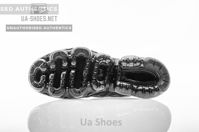 Nike air VaporMax 2019 Run Utility AR6631-010 - Image 3