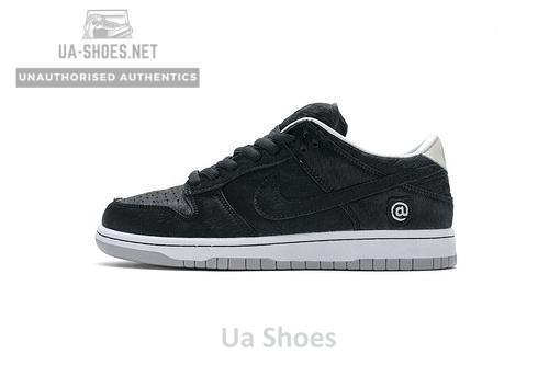 CZ5127-001 Medicom x Nike SB Dunk Low“BE@RBRICK”