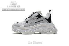 584088 W06E2 1769 Balenciaga Triple S Black Grey