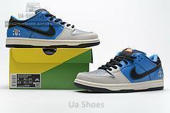 CZ5128-400 Instant Skateboards x Nike SB Dunk Low - Image 2