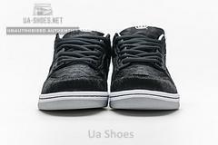 CZ5127-001 Medicom x Nike SB Dunk Low“BE@RBRICK” - Image 2