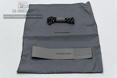 584088 W06E2 1769 Balenciaga Triple S Black Grey - Image 7