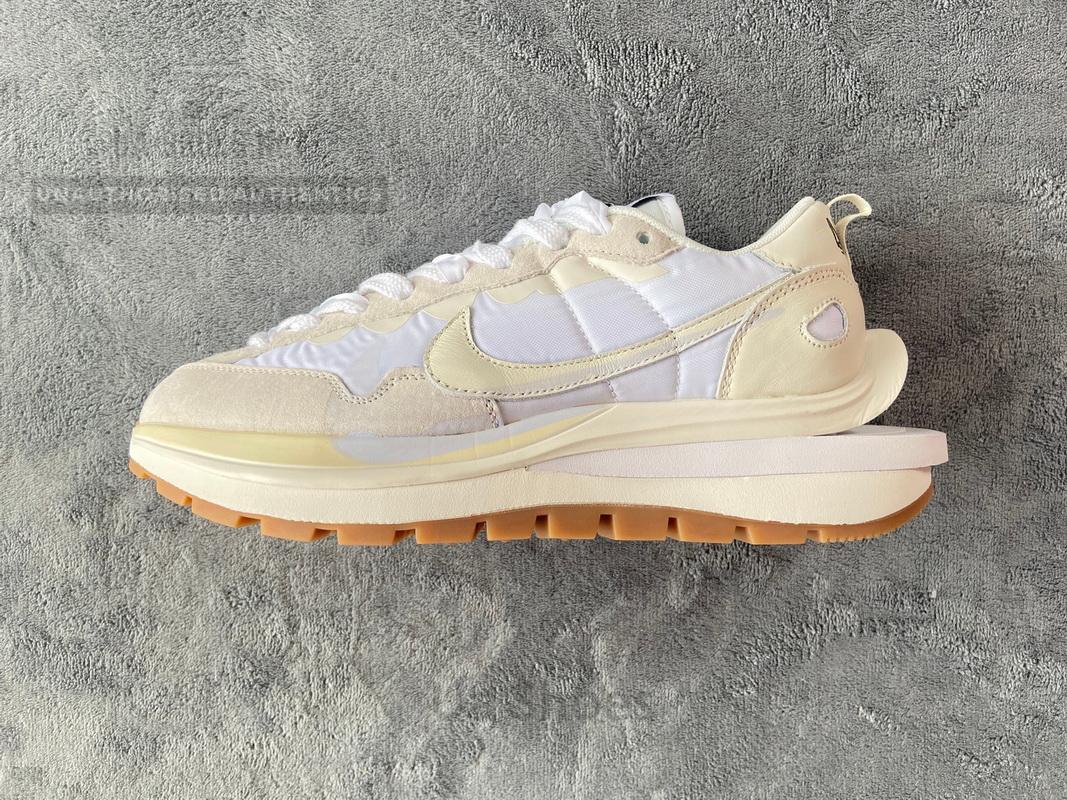 Sacai x Nike VaporWaffle White - Image 3