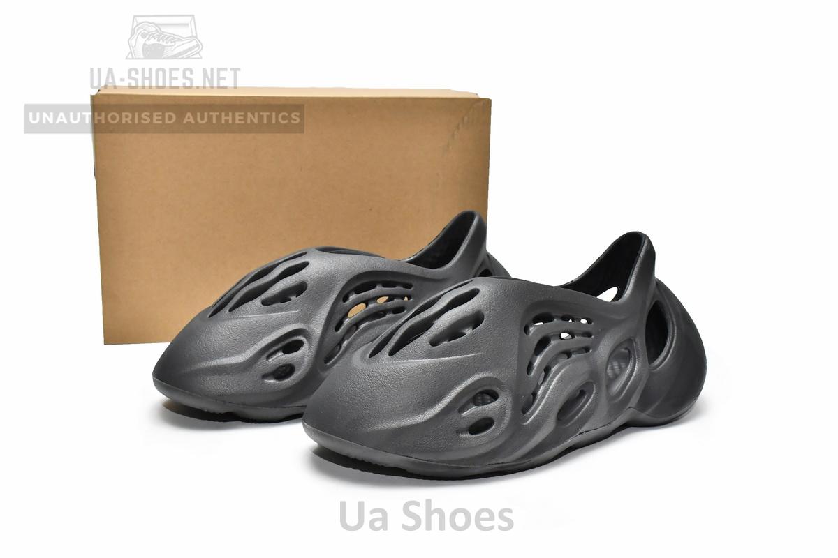 Adidas originals Yeezy Foam Runner Onyx - Image 2