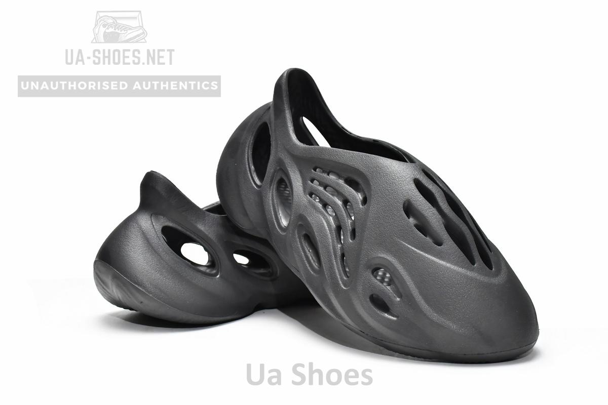 Adidas originals Yeezy Foam Runner Onyx - Image 4