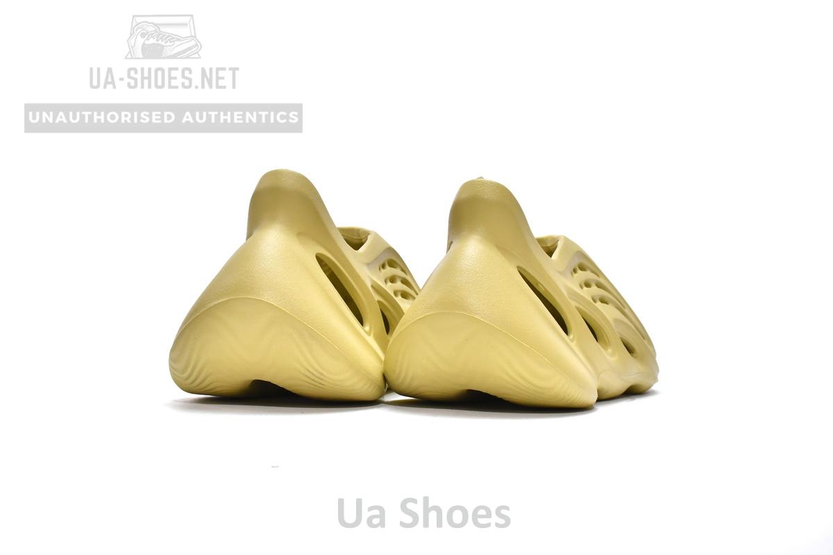 Adidas Yeezy Foam Runner Sulfur - Image 6