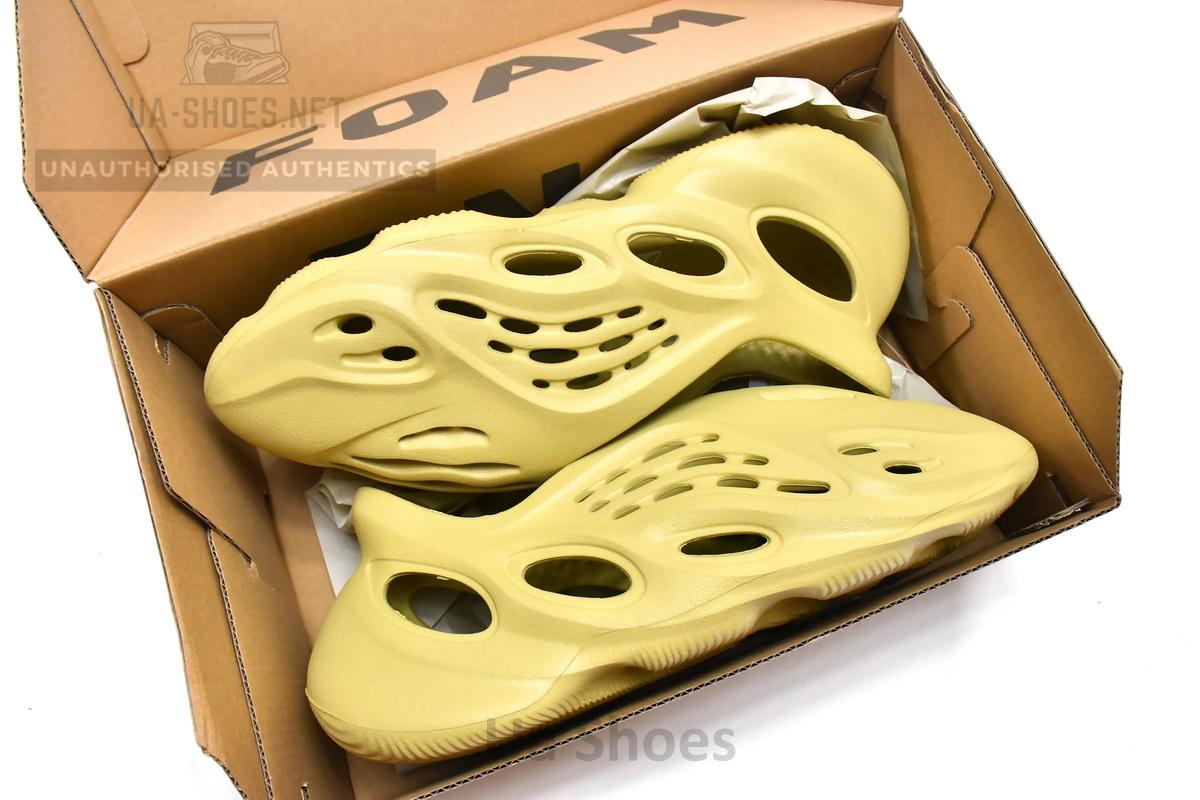 Adidas Yeezy Foam Runner Sulfur - Image 2