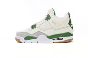 Nike SB x Air Jordan 4 “Pine Green”Calaite